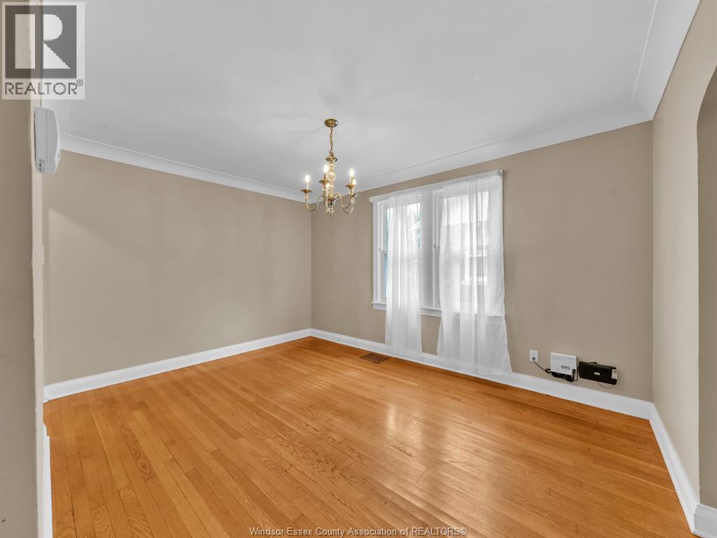 2318 Chandler, Windsor, Ontario  N8W 4A6 - Photo 8 - 26022865