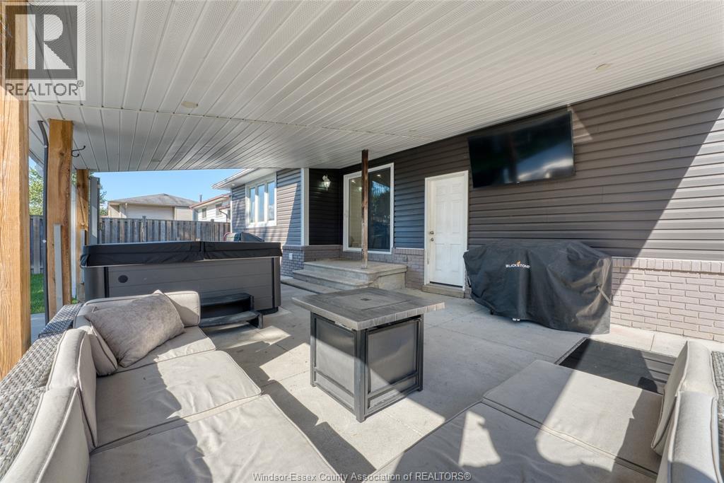 3214 Forest Glade Drive, Windsor, Ontario  N8R 1X3 - Photo 34 - 26022890