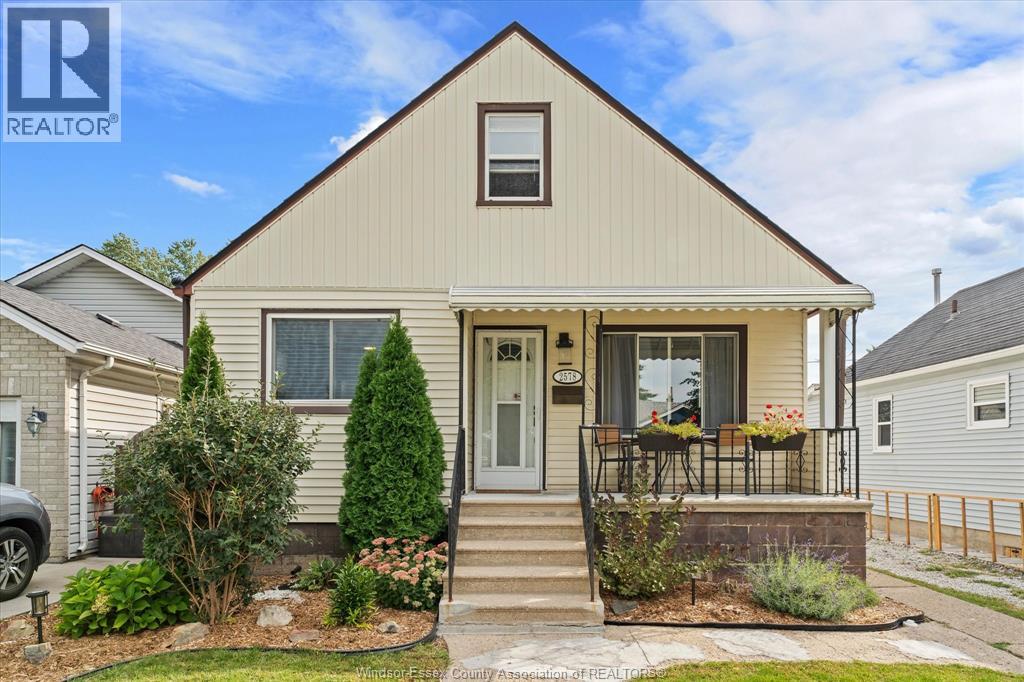2578 GEORGE, Windsor, Ontario