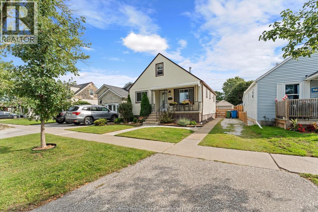 2578 George, Windsor, Ontario  N8W 4M7 - Photo 4 - 26022899