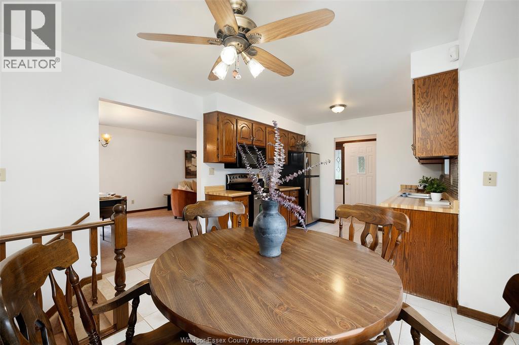12075 St. Thomas Crescent, Tecumseh, Ontario  N8N 3V6 - Photo 18 - 26022900