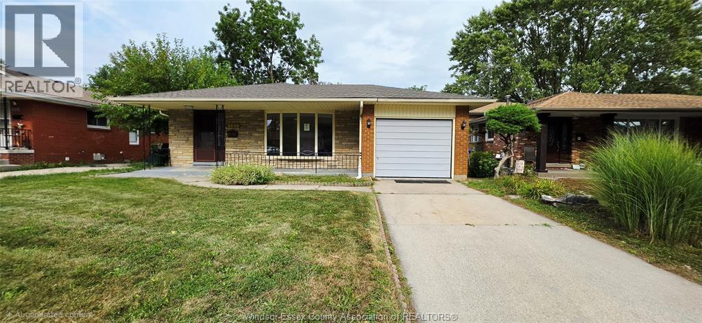 2650 Rivard Avenue, Windsor, Ontario  N8T 2H5 - Photo 2 - 26022902
