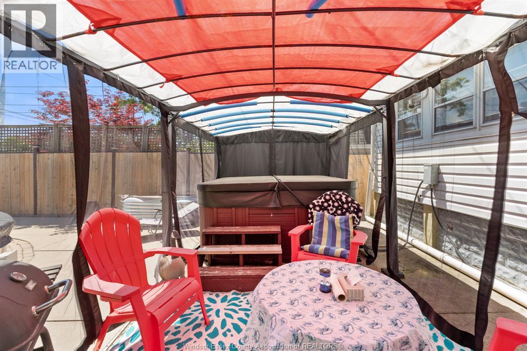 1220 Bruce Avenue, Windsor, Ontario  N8X 1X3 - Photo 20 - 26022918