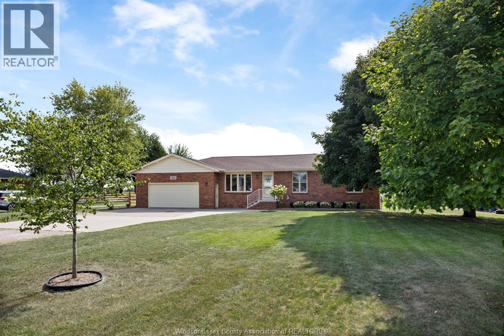 164 County Road 34, Cottam, Ontario  N0R 1B0 - Photo 2 - 26022917