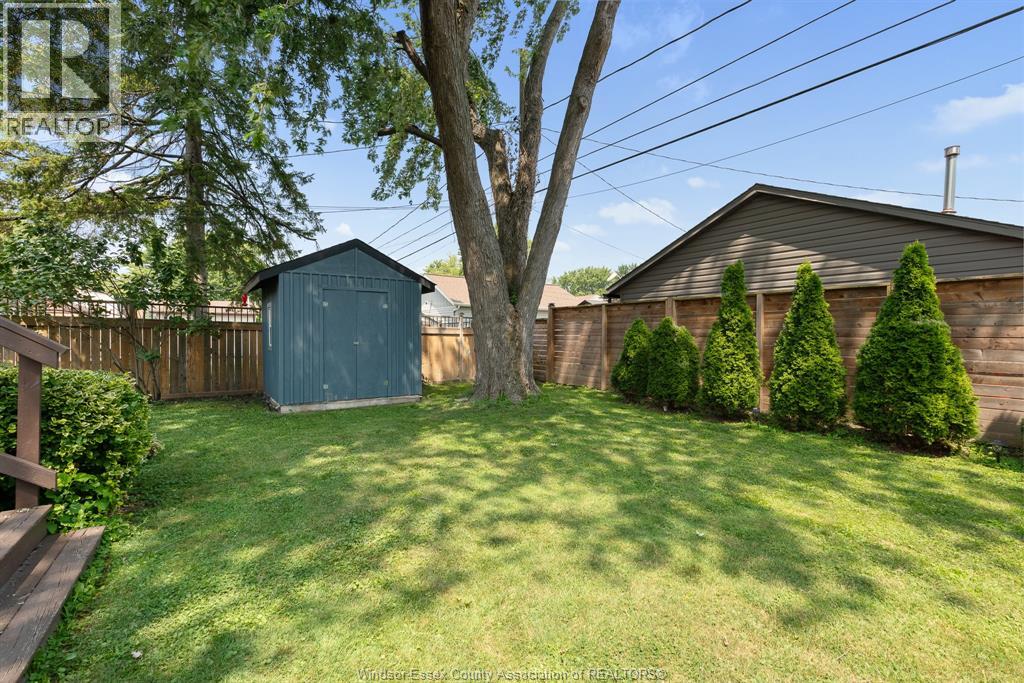 3070 Dandurand, Windsor, Ontario  N9E 2E6 - Photo 33 - 26022920