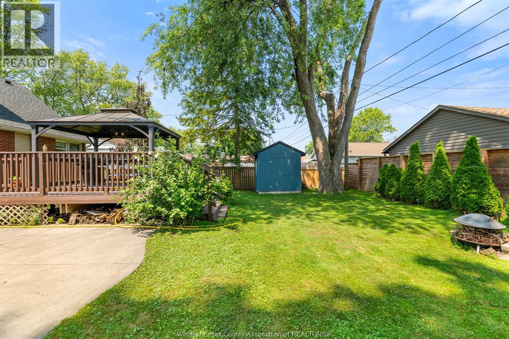 3070 Dandurand, Windsor, Ontario  N9E 2E6 - Photo 38 - 26022920