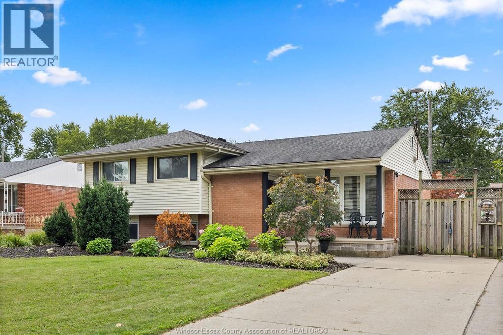 1023 Marjorie Drive, Windsor, Ontario  N8S 4A2 - Photo 3 - 26022930