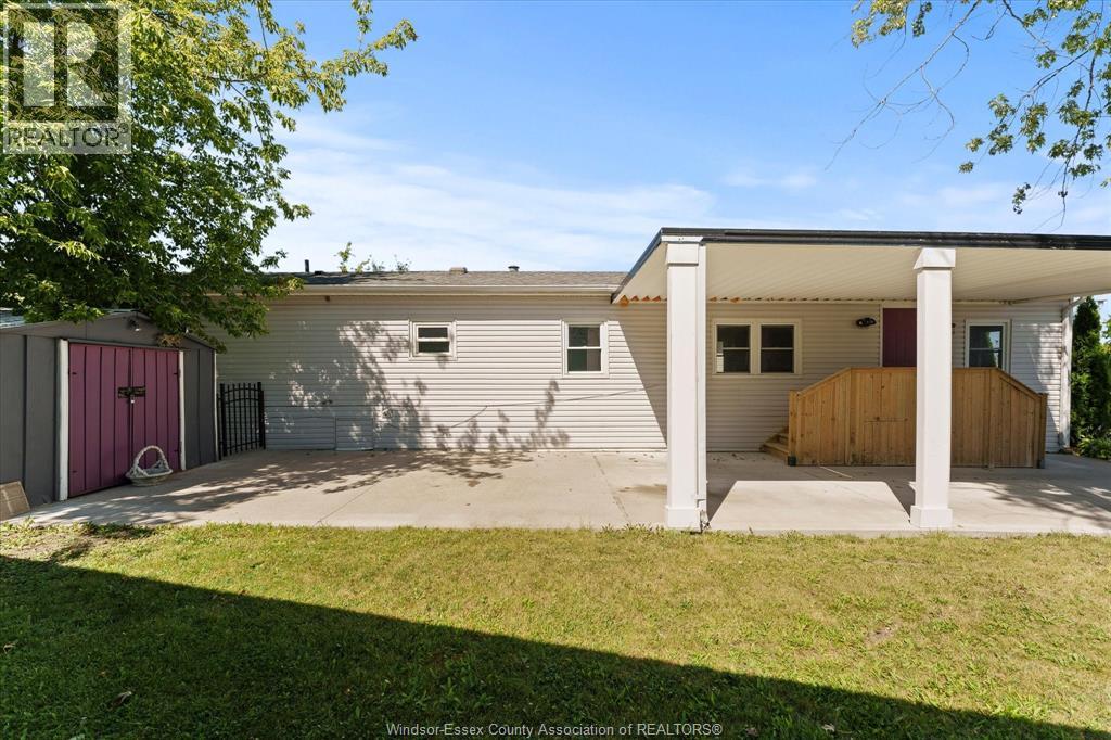 52 Parkside Drive, Mcgregor, Ontario  N0R 1J0 - Photo 4 - 26022927