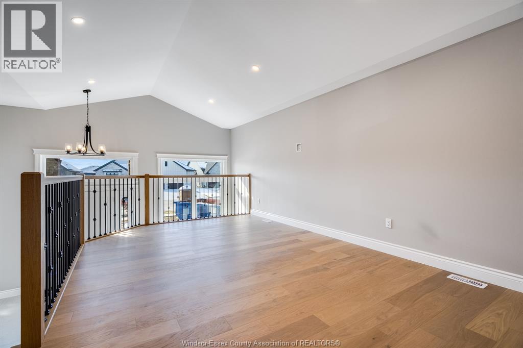 47 Bloomington Way, Chatham, Ontario  N7L 0H2 - Photo 3 - 26022943