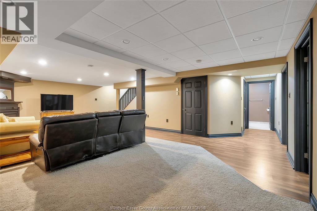 1334 Lakeview, Windsor, Ontario  N8P 1P1 - Photo 25 - 26022929