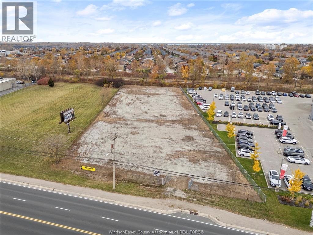 10982 Tecumseh Road East, Windsor, Ontario  N8R 1A8 - Photo 2 - 26022938