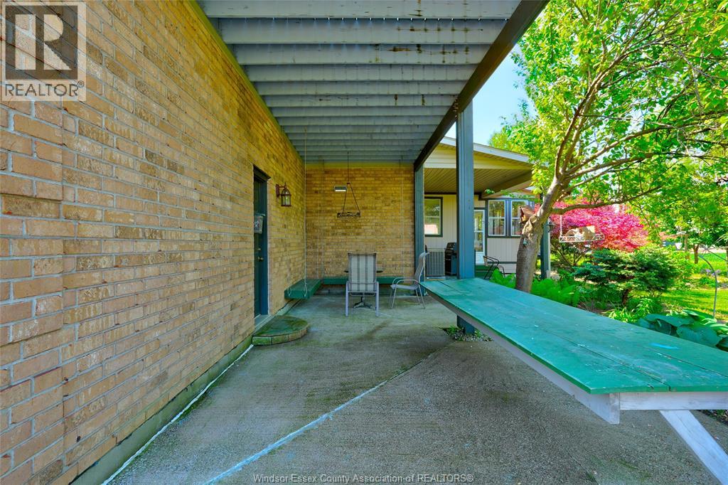 323 County Rd 27 East, Kingsville, Ontario  N0R 1V0 - Photo 41 - 26022956
