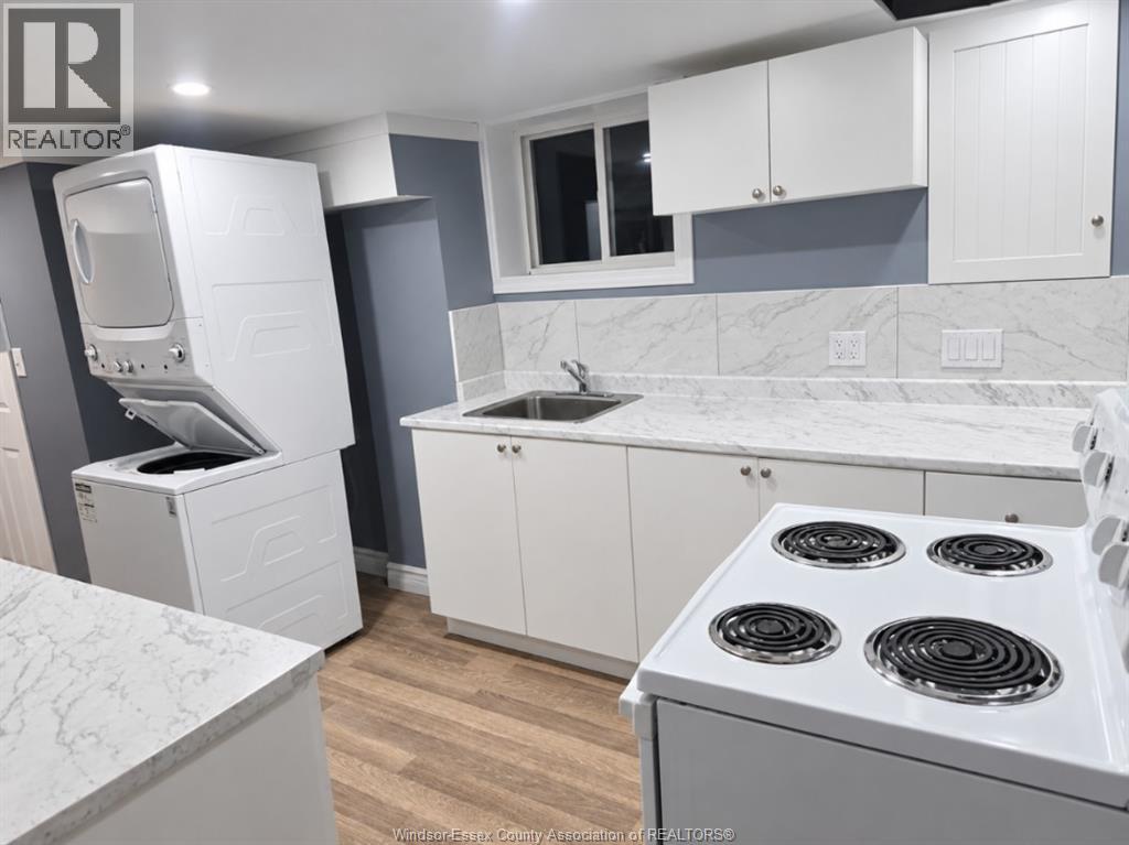 1106-1108 Elm Avenue Unit# Lower, Windsor, Ontario  N9A 5H7 - Photo 3 - 26022955