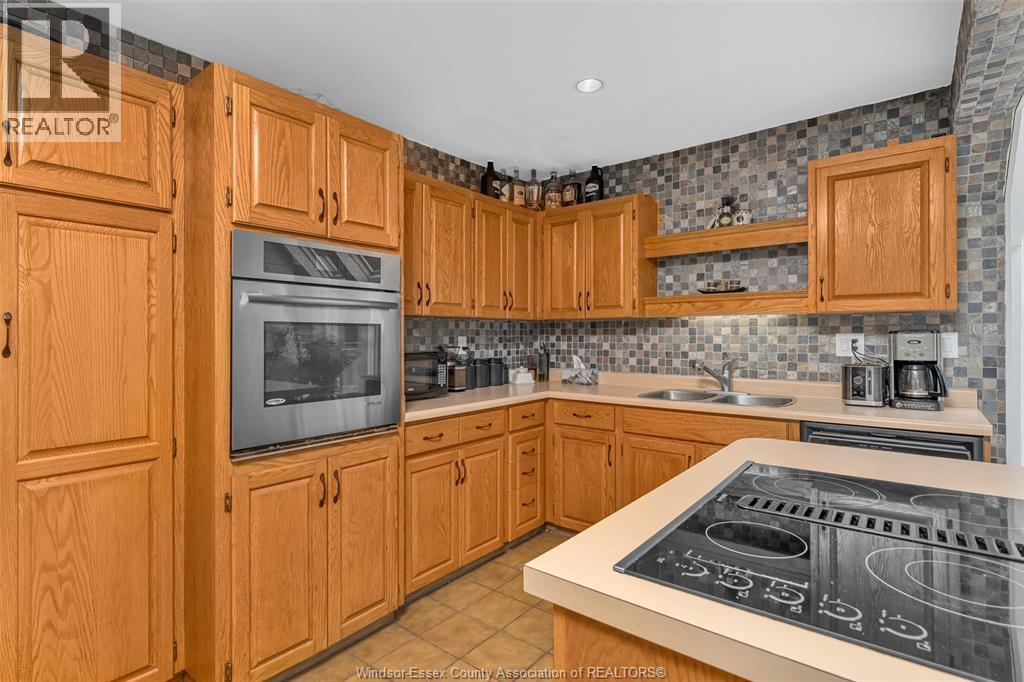 4236 Roseland Drive East, Windsor, Ontario  N9G 1Y7 - Photo 14 - 26022974