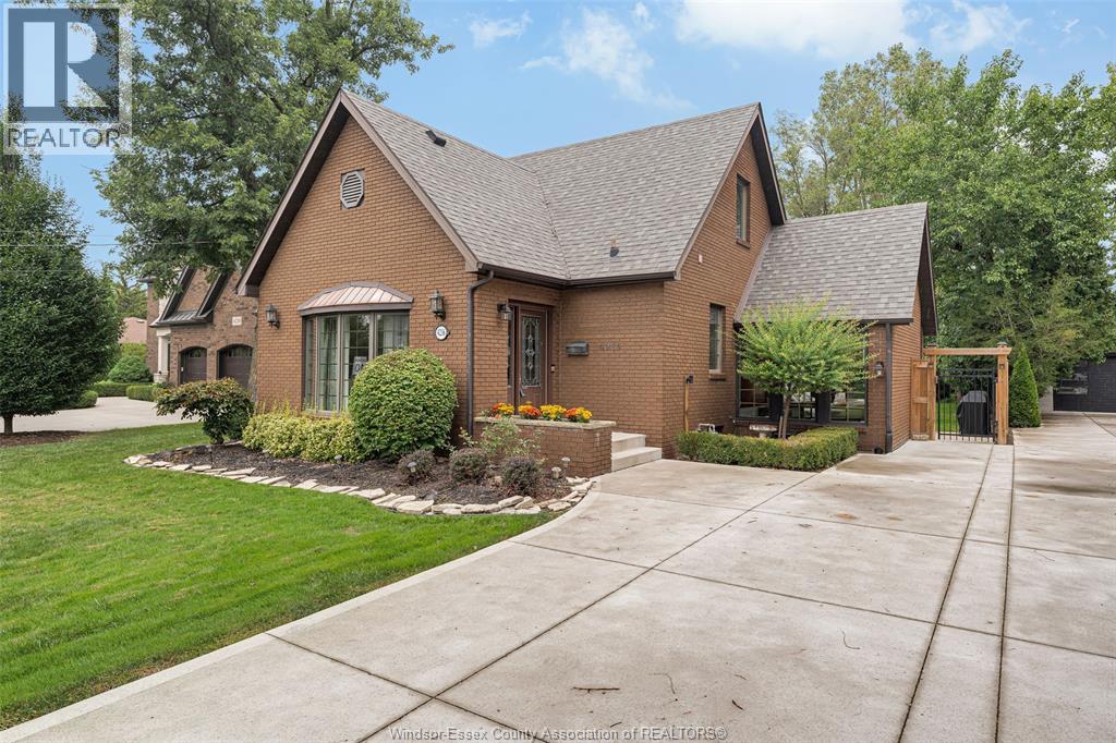 4236 Roseland Drive East, Windsor, Ontario  N9G 1Y7 - Photo 4 - 26022974