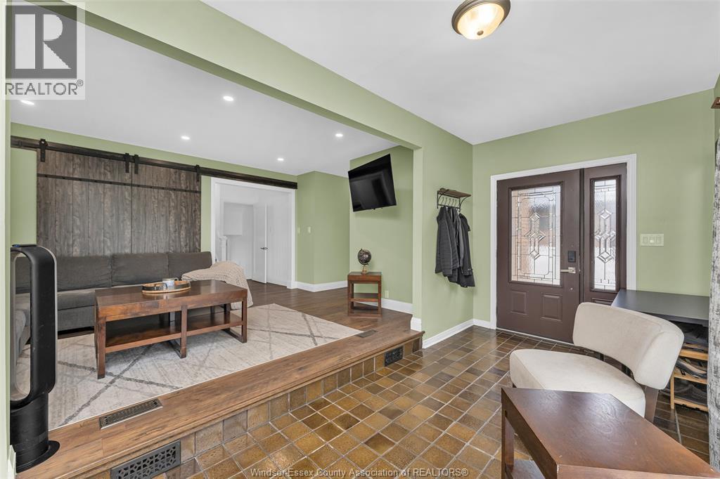 4236 Roseland Drive East, Windsor, Ontario  N9G 1Y7 - Photo 7 - 26022974