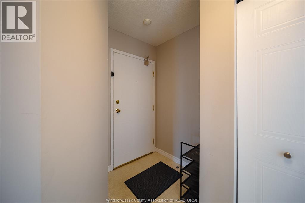 3000 Sandwich Unit# 406, Windsor, Ontario  N9C 4G3 - Photo 2 - 26022724
