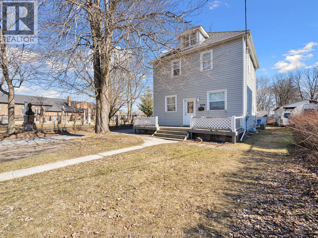 3329 Sandwich Street, Windsor, Ontario  N9C 1B2 - Photo 3 - 26022980