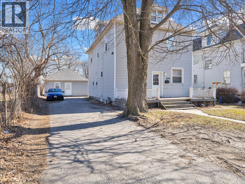 3329 Sandwich Street, Windsor, Ontario  N9C 1B2 - Photo 4 - 26022980