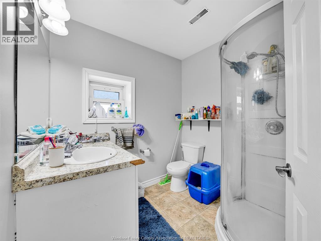 3329 Sandwich Street, Windsor, Ontario  N9C 1B2 - Photo 41 - 26022980
