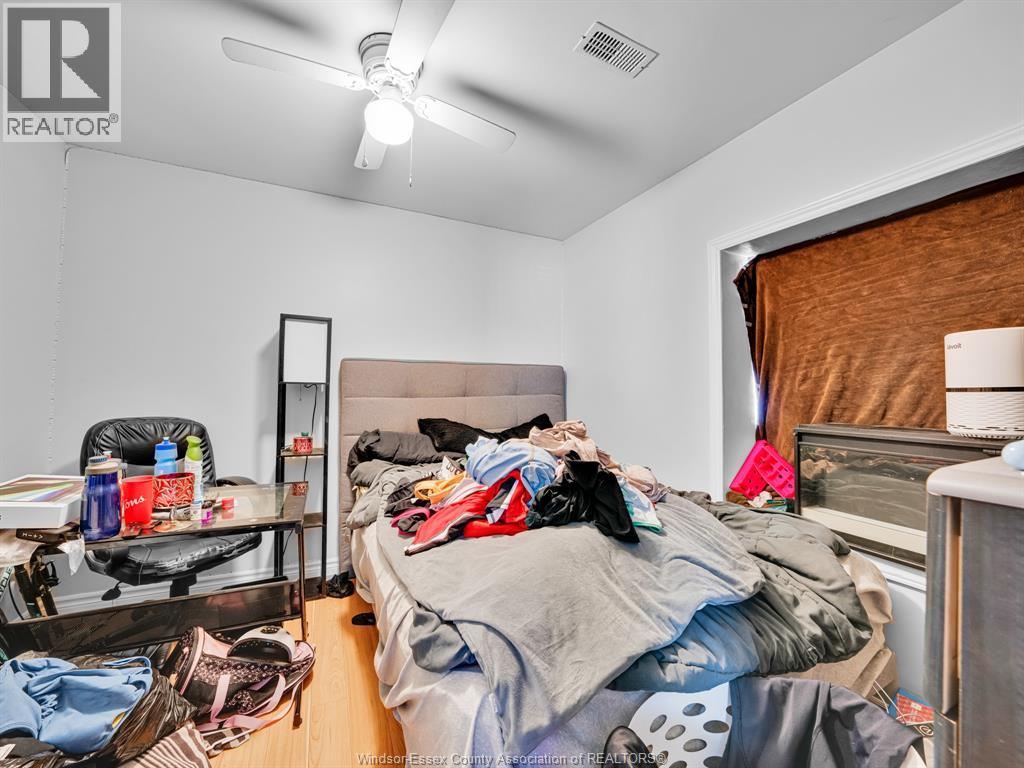 3329 Sandwich Street, Windsor, Ontario  N9C 1B2 - Photo 42 - 26022980