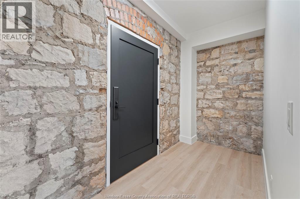 247 Brock Street Unit# 101, Amherstburg, Ontario  N9V 2H4 - Photo 4 - 26022932