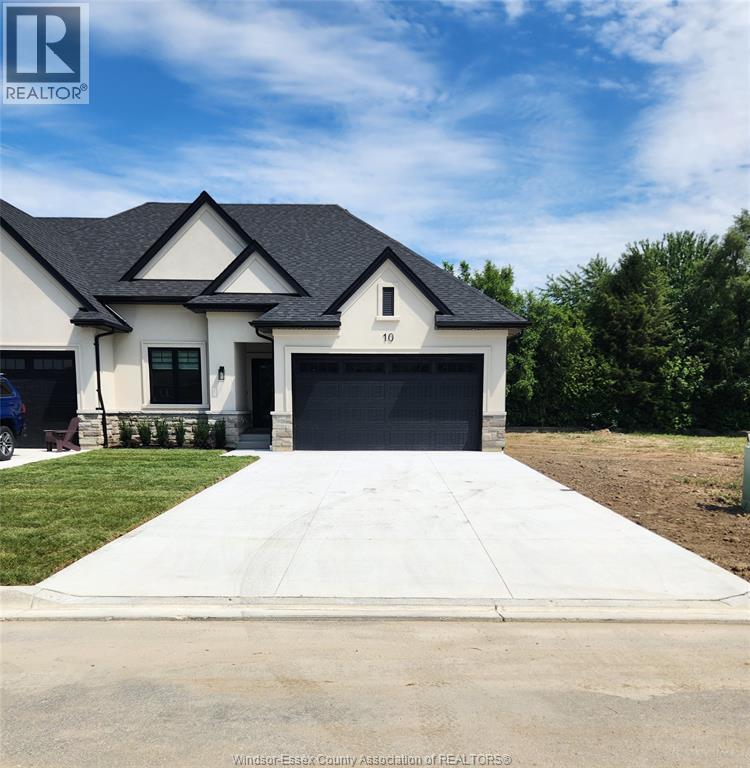 27 MULBERRY COURT, Amherstburg, Ontario
