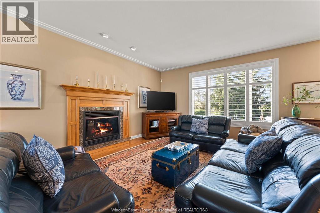24 Sandy Lake, Leamington, Ontario  N8H 5J3 - Photo 6 - 26022993