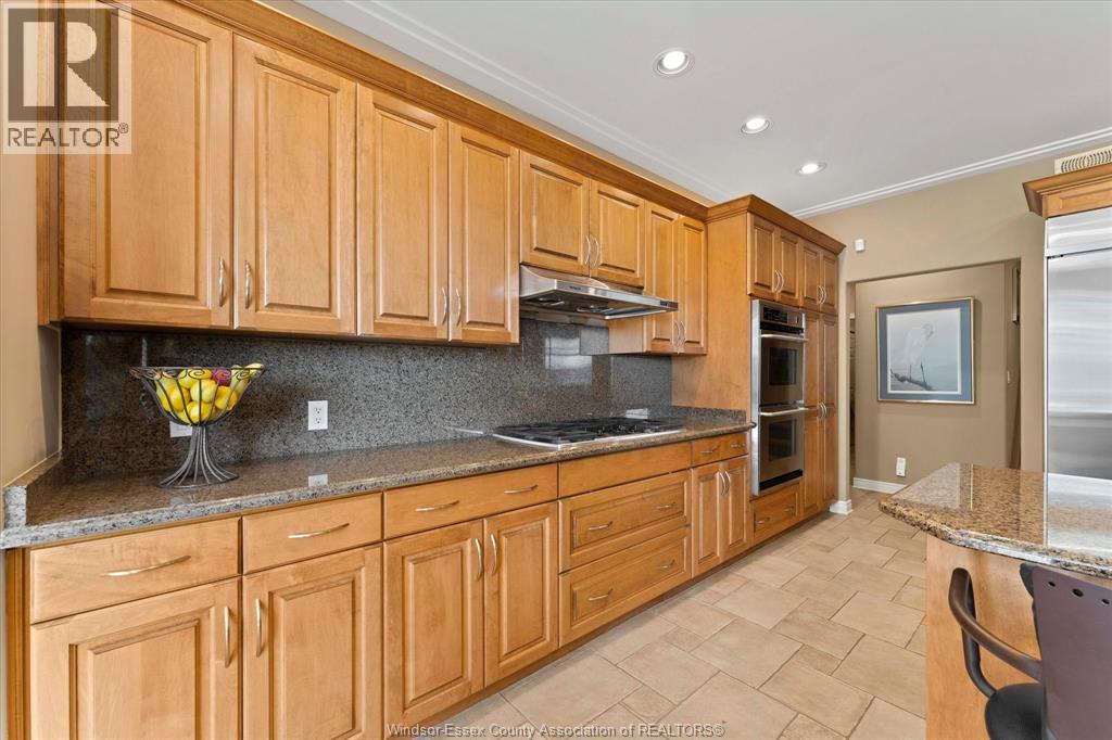 24 Sandy Lake, Leamington, Ontario  N8H 5J3 - Photo 9 - 26022993