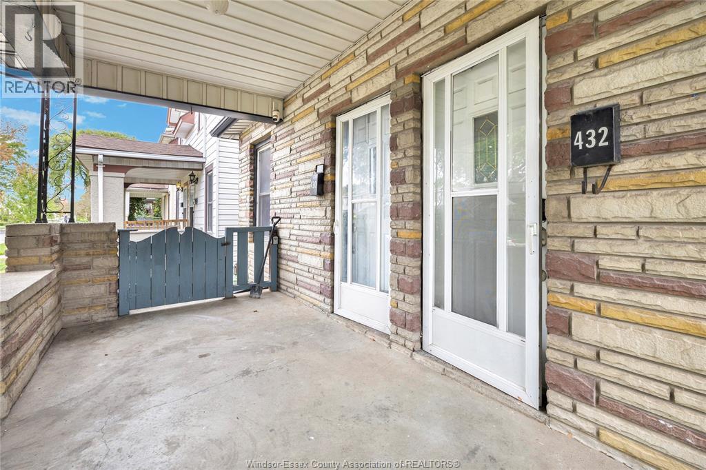 430-432 Campbell, Windsor, Ontario  N9B 2H4 - Photo 4 - 26022988