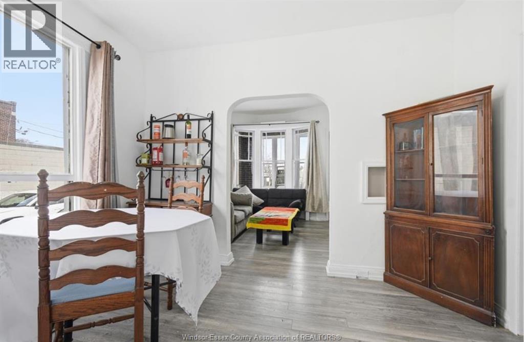 1023 Hall Avenue, Windsor, Ontario  N9A 2M6 - Photo 6 - 26023004