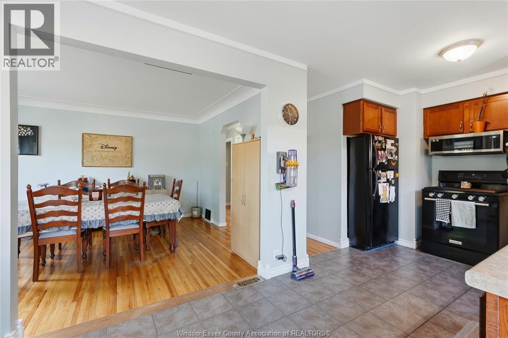 1449 Redwood Avenue, Windsor, Ontario  N9C 3P2 - Photo 5 - 26023027
