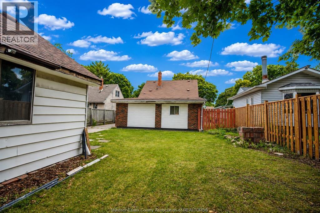 1081 Rankin Avenue, Windsor, Ontario  N9B 2S2 - Photo 12 - 26023026
