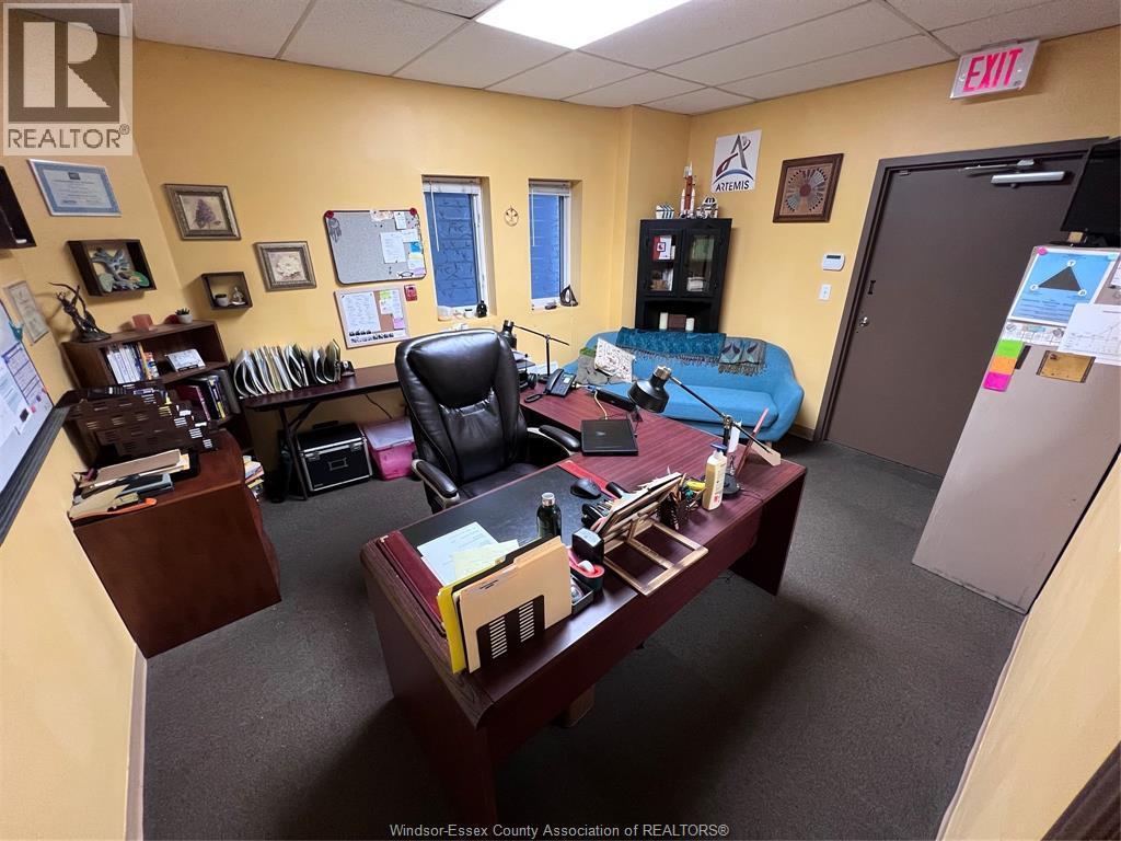 522 Pitt Street Unit# 107, Windsor, Ontario  N9A 5M2 - Photo 2 - 26023028