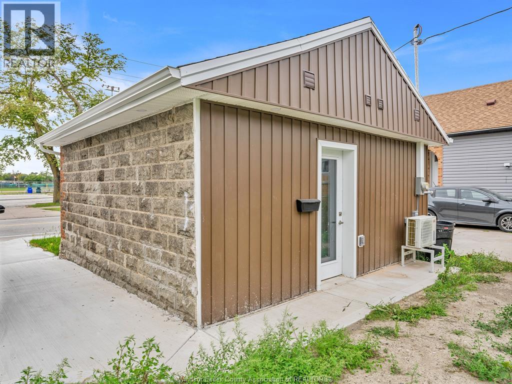 306 Foch, Windsor, Ontario  N8X 2V9 - Photo 17 - 26023040