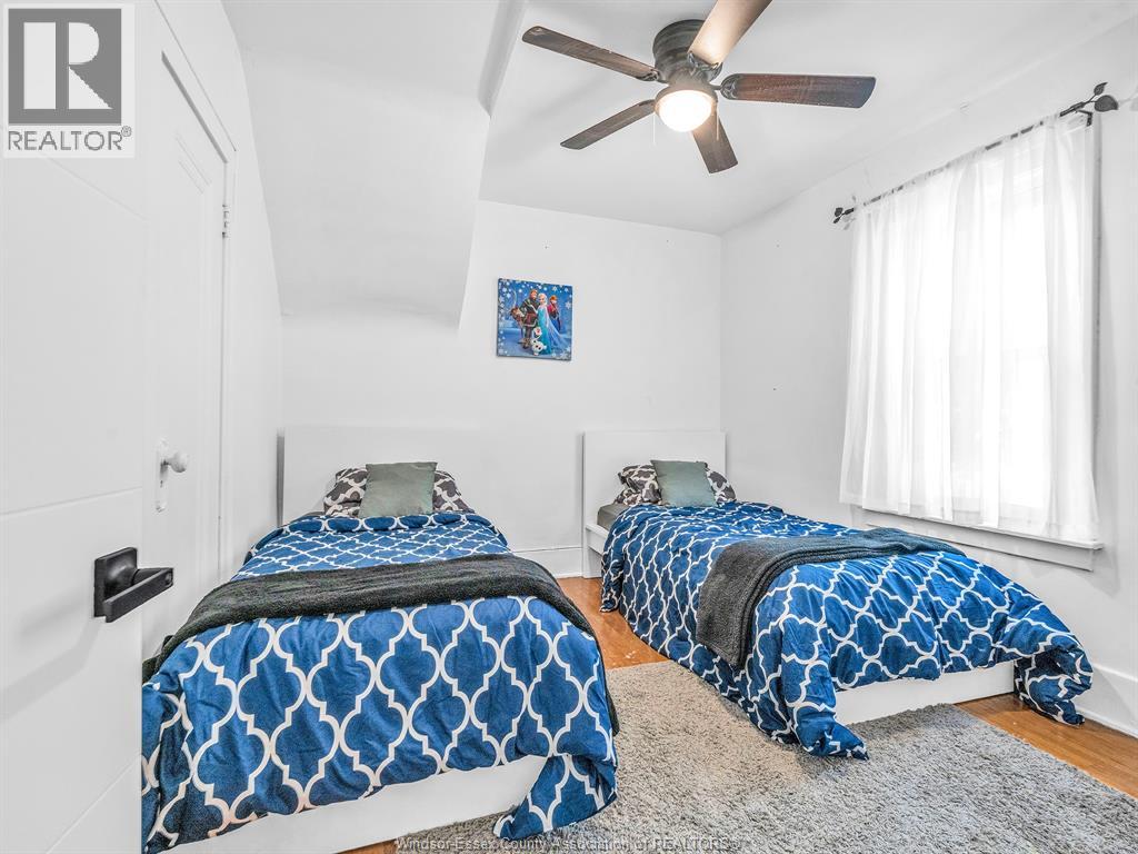 306 Foch, Windsor, Ontario  N8X 2V9 - Photo 9 - 26023040