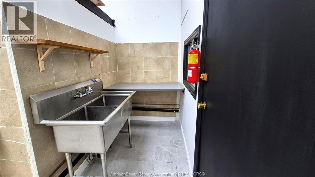 116 Park Street West Unit# 5, Windsor, Ontario  N9A 7A5 - Photo 10 - 26023039