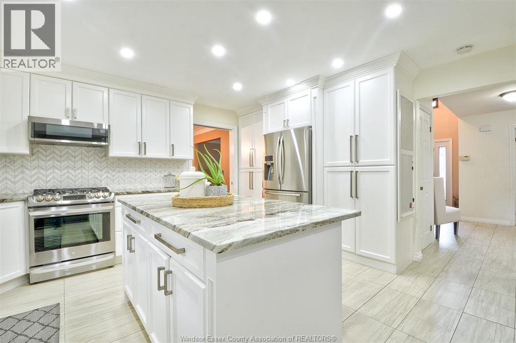 2300 Santo Drive, Windsor, Ontario  N9G 2J8 - Photo 11 - 26023057