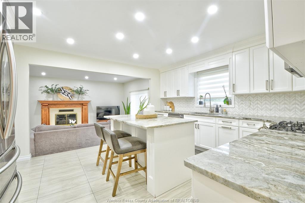 2300 Santo Drive, Windsor, Ontario  N9G 2J8 - Photo 12 - 26023057