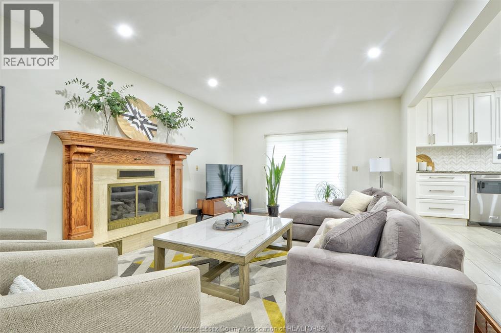 2300 Santo Drive, Windsor, Ontario  N9G 2J8 - Photo 16 - 26023057