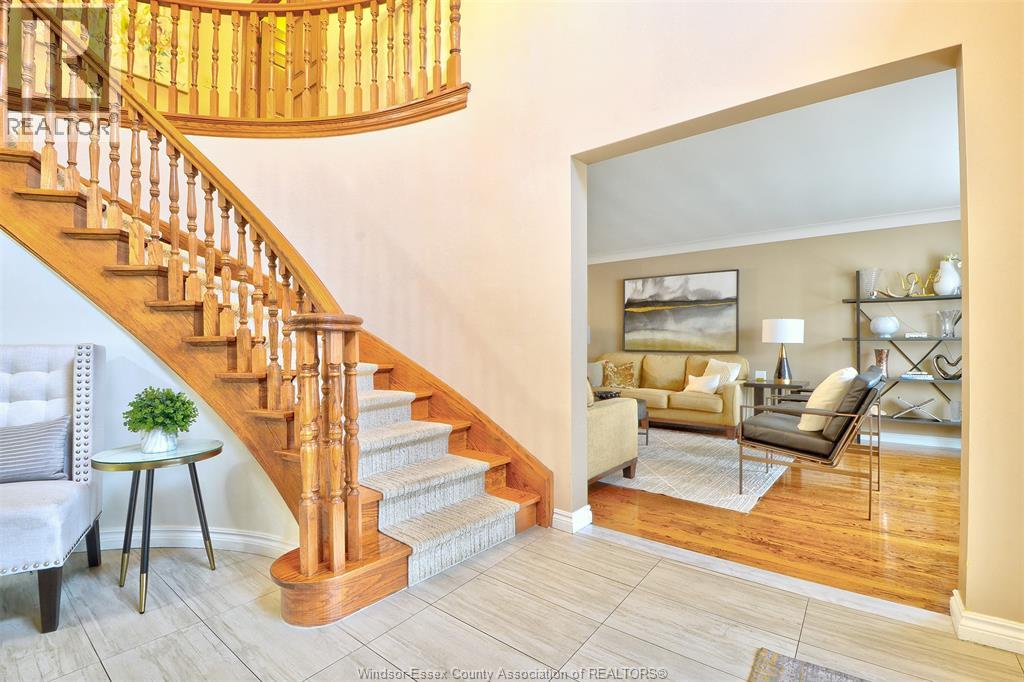 2300 Santo Drive, Windsor, Ontario  N9G 2J8 - Photo 19 - 26023057