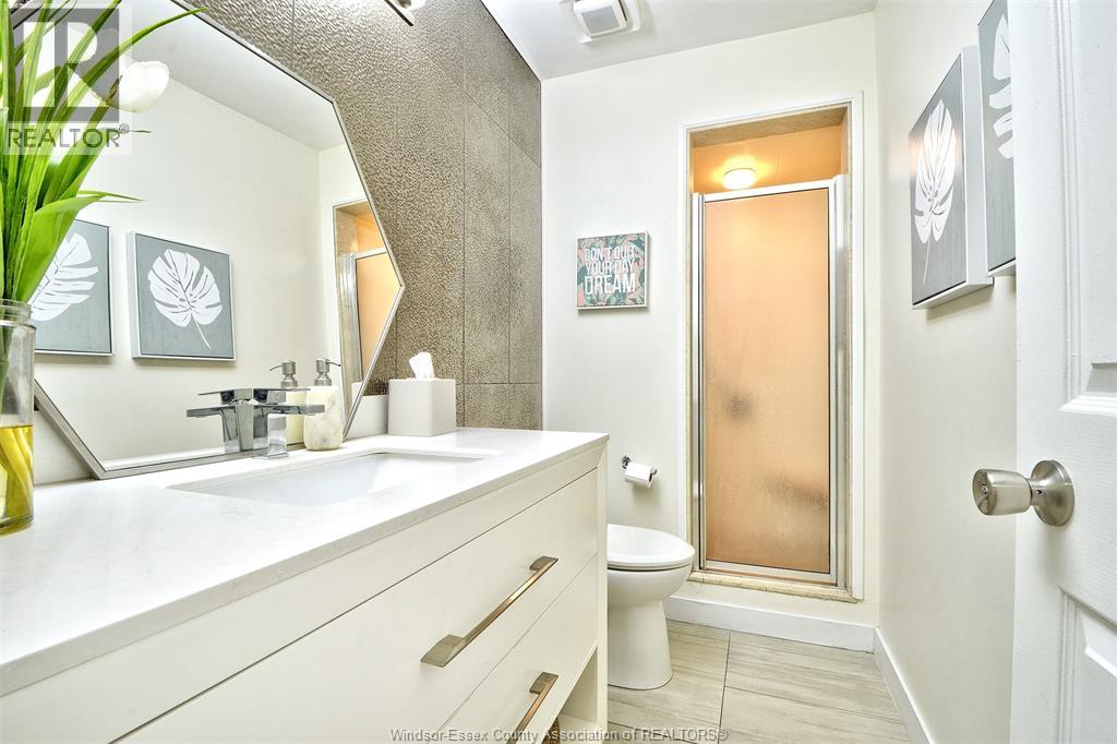 2300 Santo Drive, Windsor, Ontario  N9G 2J8 - Photo 27 - 26023057