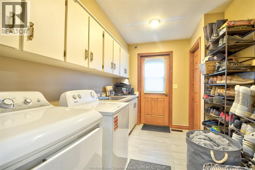 2300 Santo Drive, Windsor, Ontario  N9G 2J8 - Photo 28 - 26023057