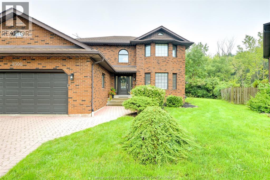2300 Santo Drive, Windsor, Ontario  N9G 2J8 - Photo 3 - 26023057