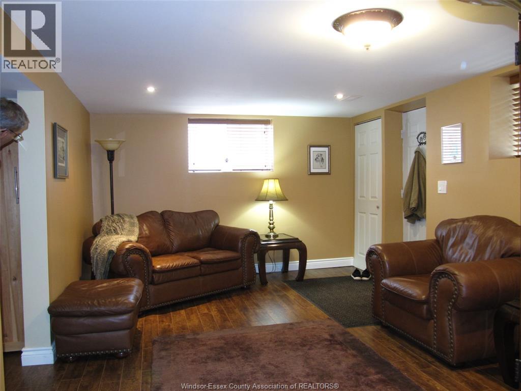4057 Casgrain, Windsor, Ontario  N9G 2A6 - Photo 16 - 26023074