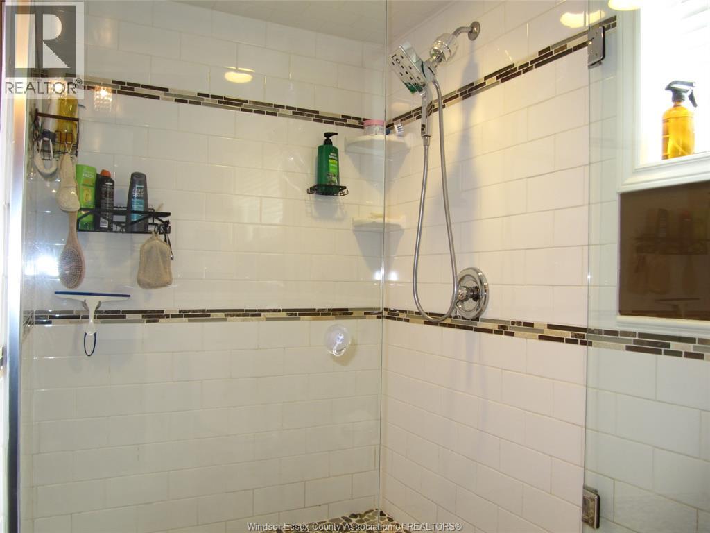 4057 Casgrain, Windsor, Ontario  N9G 2A6 - Photo 21 - 26023074