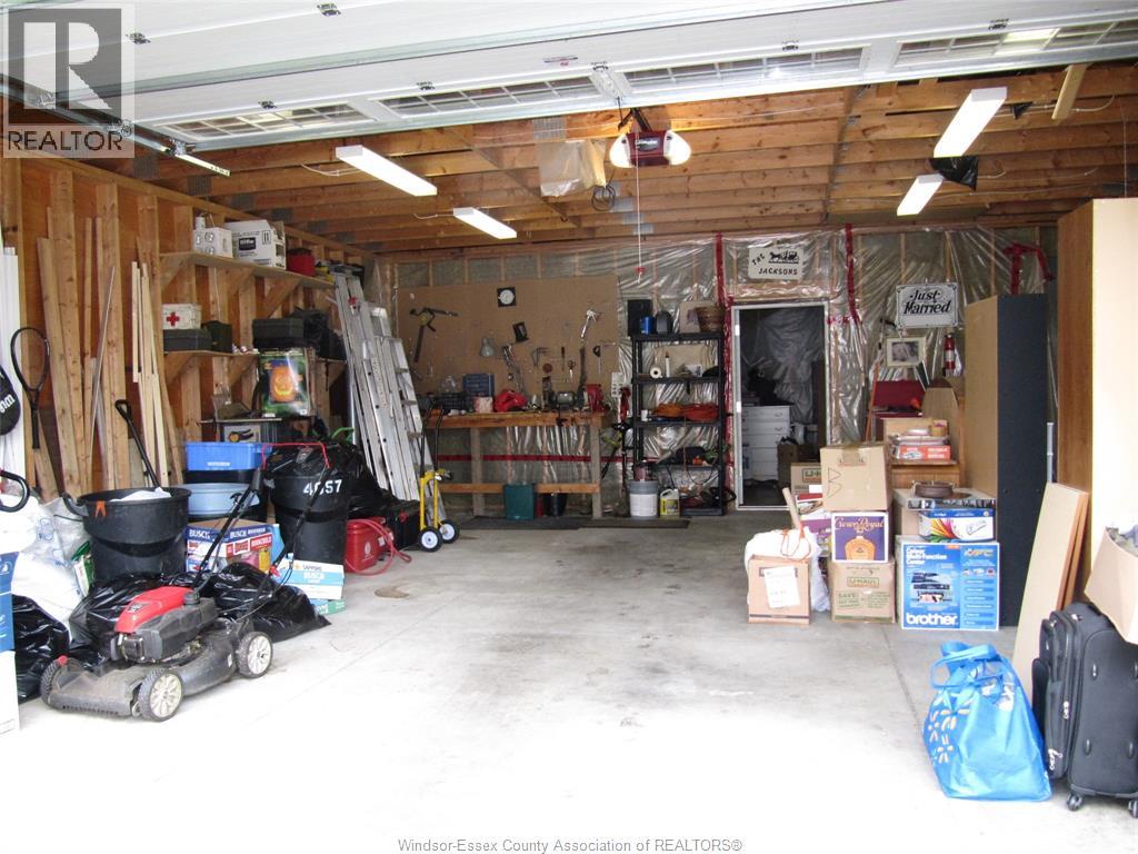 4057 Casgrain, Windsor, Ontario  N9G 2A6 - Photo 32 - 26023074