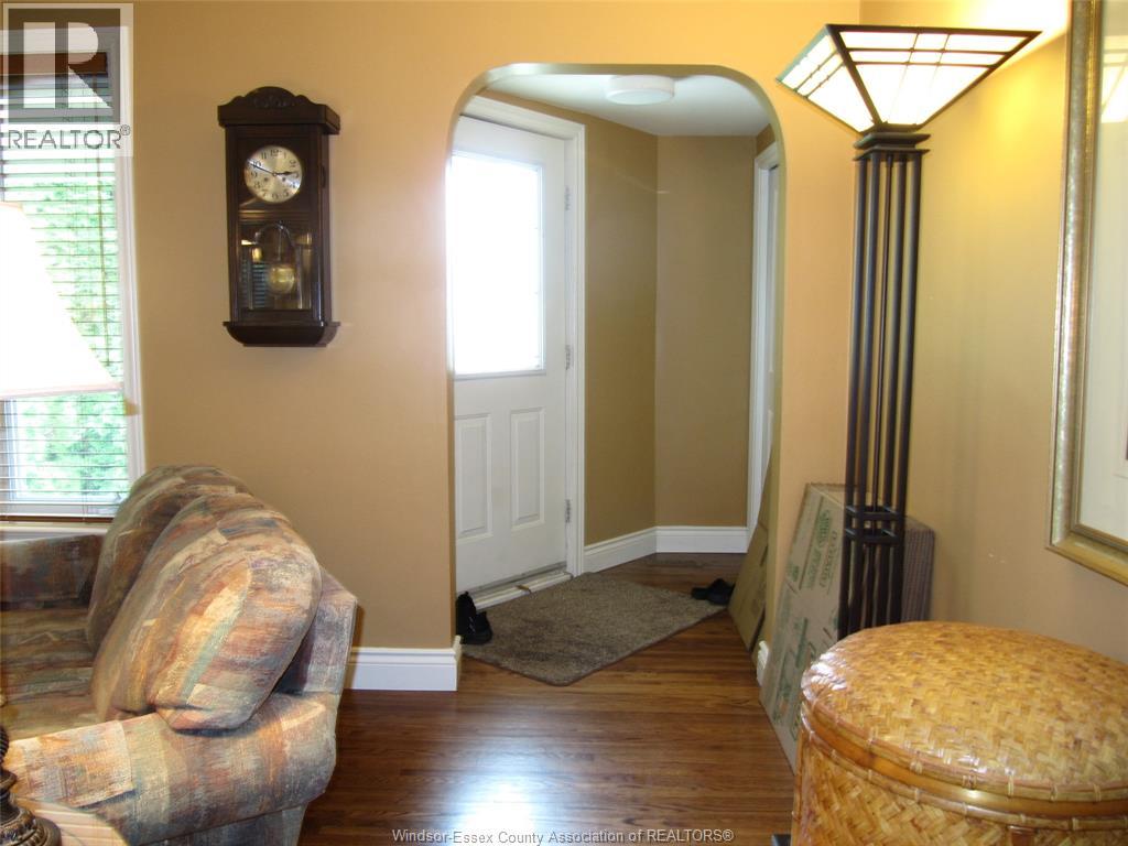 4057 Casgrain, Windsor, Ontario  N9G 2A6 - Photo 4 - 26023074