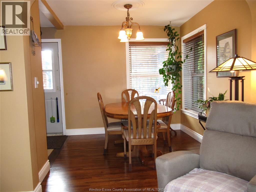 4057 Casgrain, Windsor, Ontario  N9G 2A6 - Photo 7 - 26023074