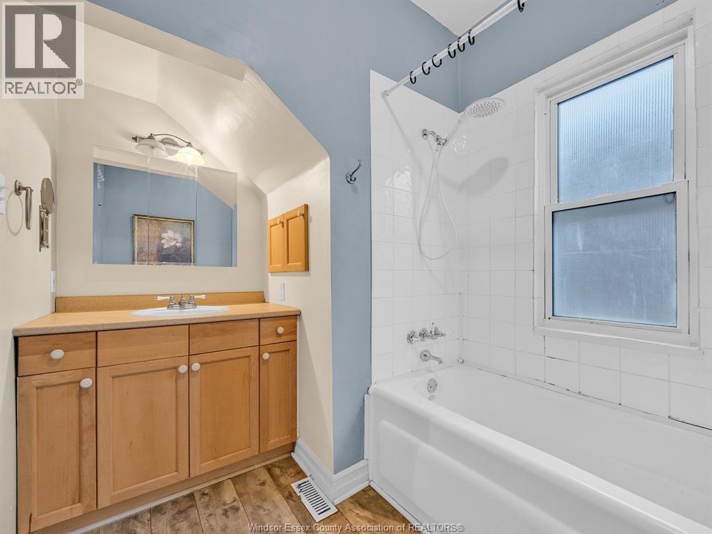 1396 Moy Avenue, Windsor, Ontario  N8X 4S6 - Photo 13 - 26023015